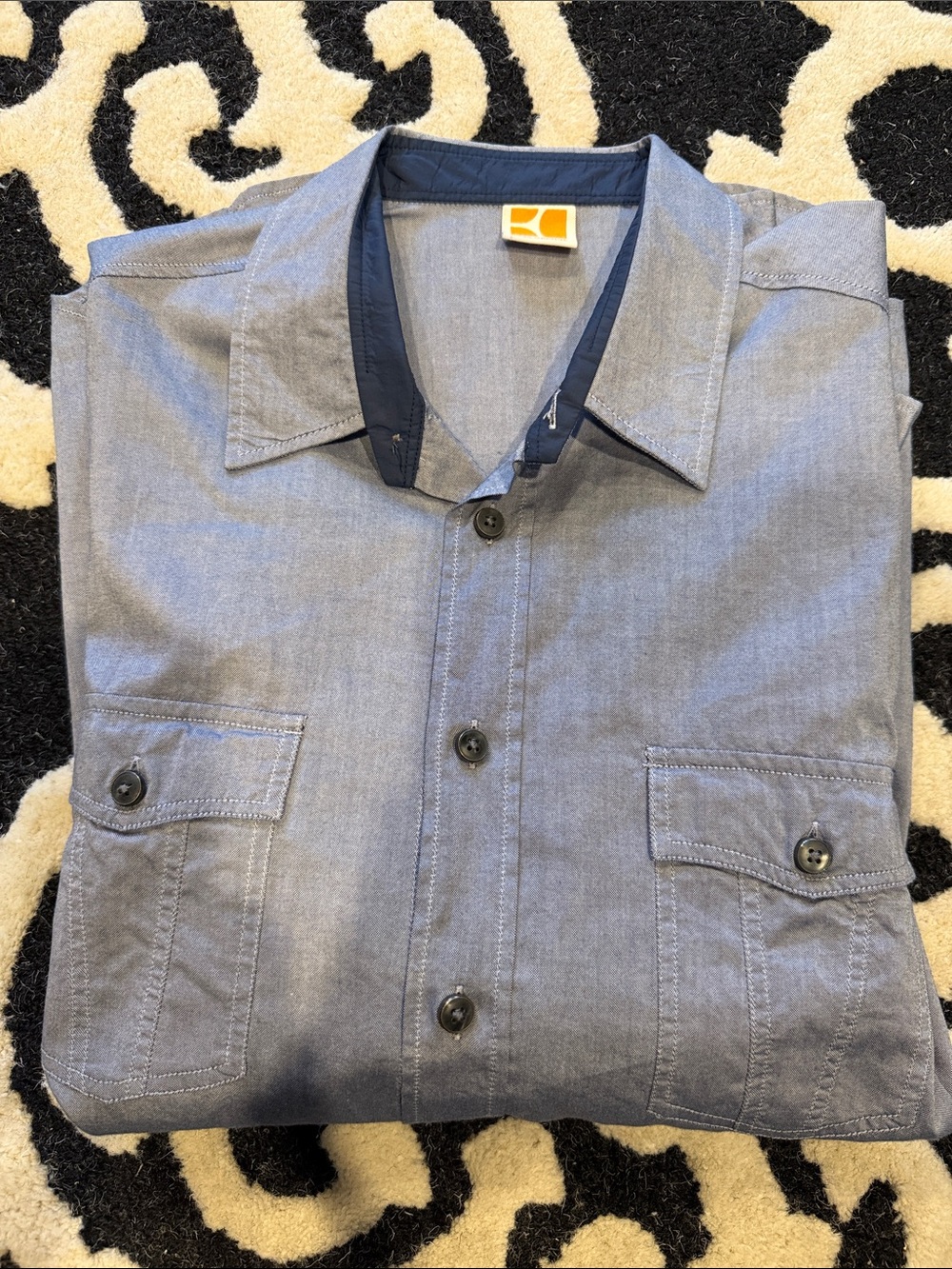 Men's BOSS ORANGE Lightweight Button-down shirt. Large